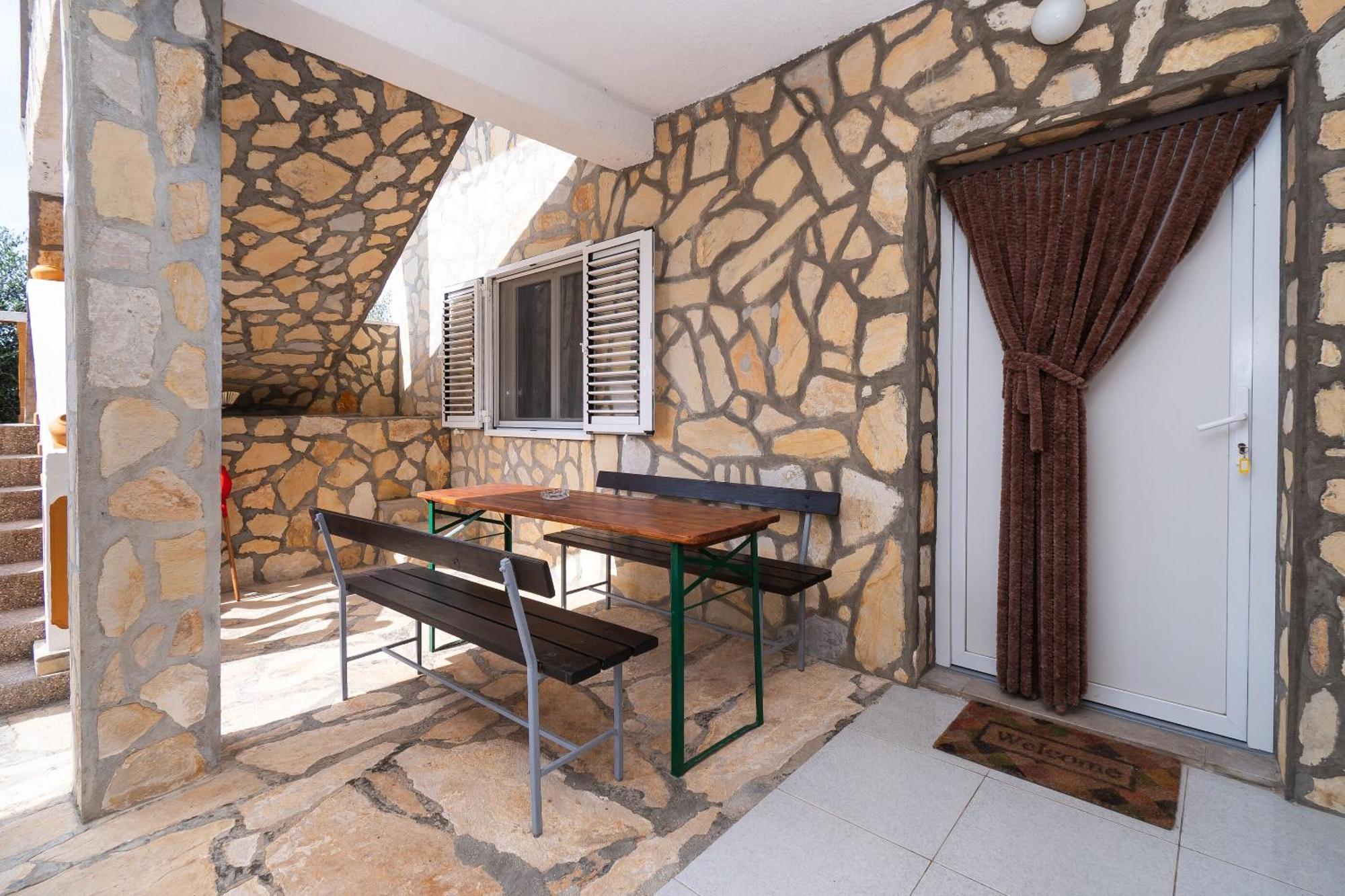Sonja Apartment *